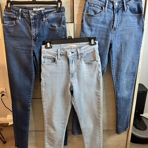 Levi's Women's Blue and Gray Skinny Jeans